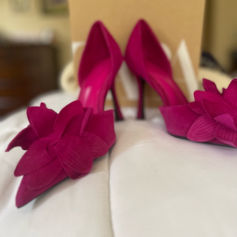 Zara Salon Ante Flores Fuchia Pumps
